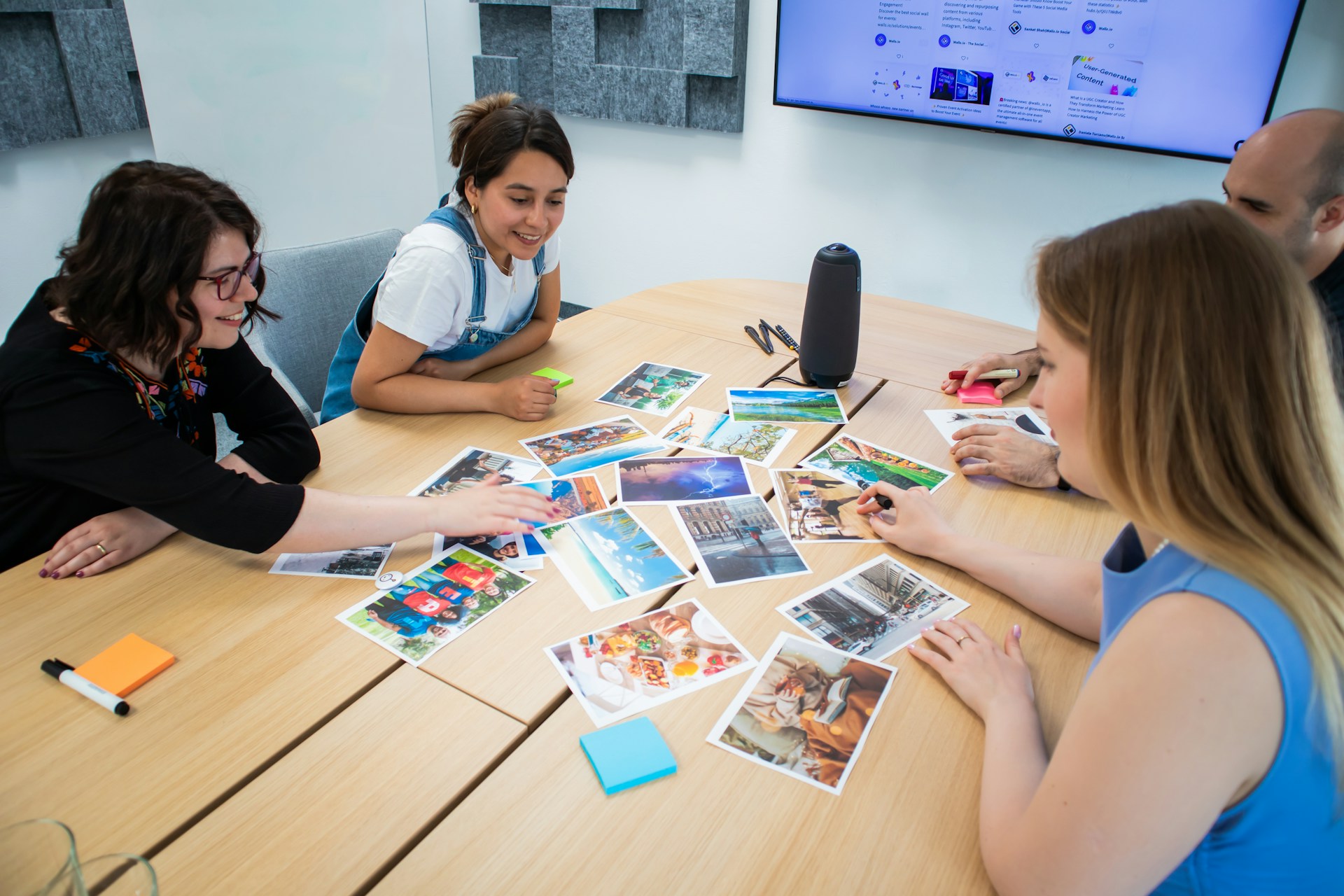 The Future of Learning for Digital Teams: Top Microlearning Trends for 2025