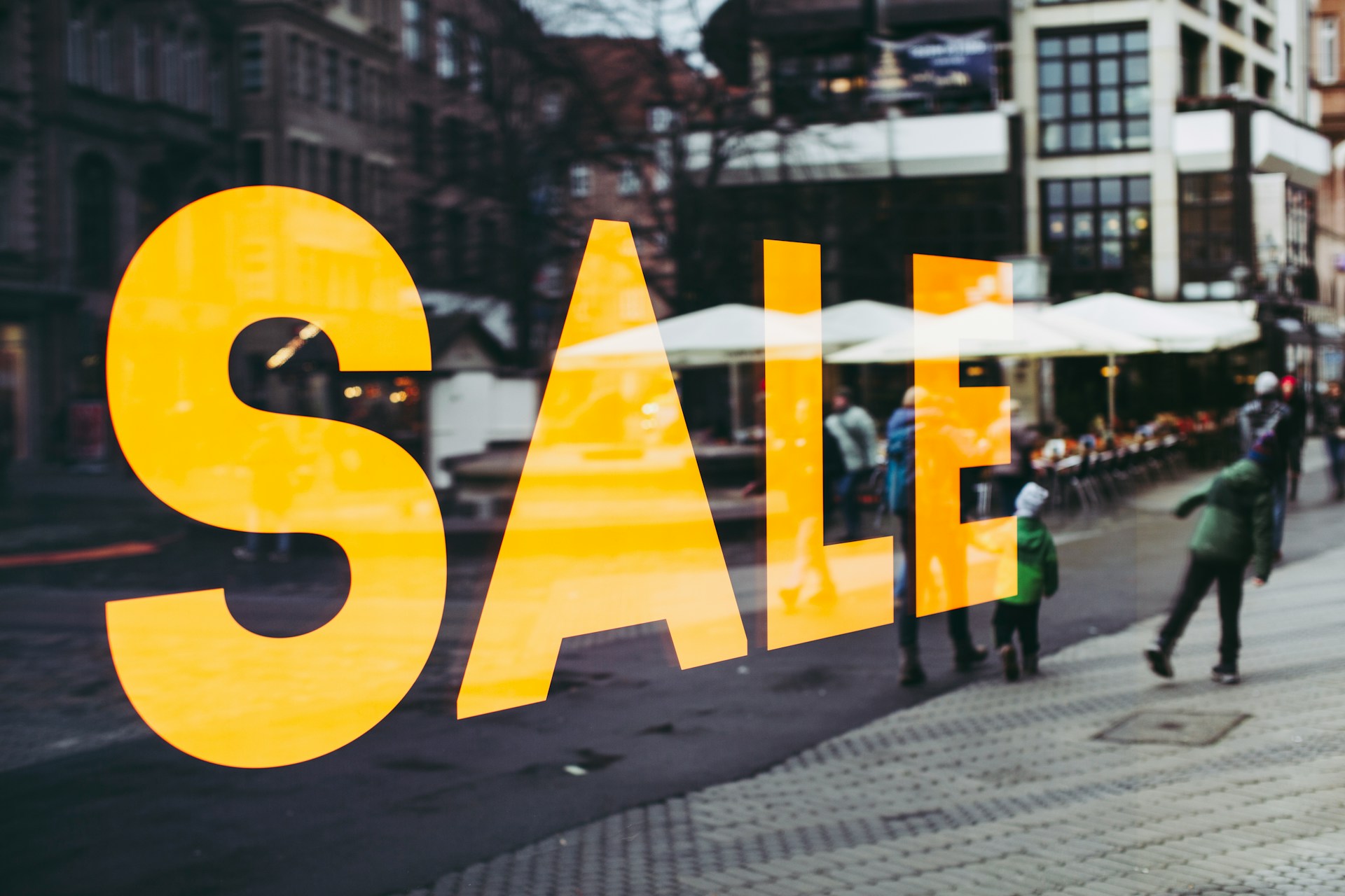 The Benefits of Offering Discounts and Promotions for Small Businesses